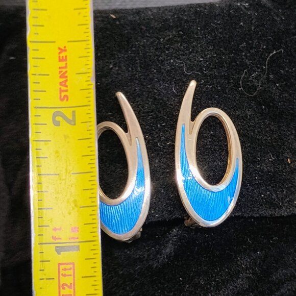 D-A David Andersen & Willy Winnaess Norway Blue Enamel Clip-On Swirl Earrings - Picture 4 of 7